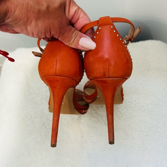 Beautiful Steven Madden heels shoes, size 7, orange, heel 5” - Picture 5 of 15